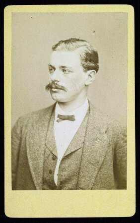 Velsen, Gustav von