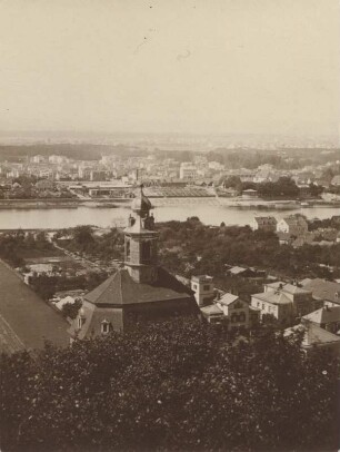 Blick über die Loschwitzer Kirche nach Blasewitz : Dresden-Loschwitz. Blick über die Loschwitzer Kirche nach Blasewitz