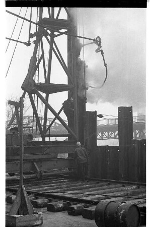 Kleinbildnegativ: U-Bahn-Bau, Möckernbrücke, 1964