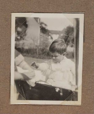 Christiane Zimmers Clemens im Kinderwagen