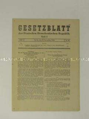 Gesetzblatt der DDR mit der Schulordnung für allgemeinbildende Schulen