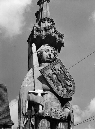 Roland : Roland. Oberkirchener Sandstein (1404; Erneuerung 1512). Bremen, Marktplatz
