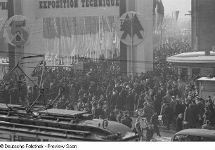Eingang zum Ausstellungsgelände der Technischen Messe