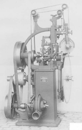 Universal-Sägen-Selbstschärfer (Friedrich Schmaltz, Offenbach) : Technikgeschichte | Maschinenbau | Werkzeuge und Werkzeugmaschinen | Hobelmaschinen, Drehbänke; Revolver Drehbänke; Automaten, Schleifmaschinen