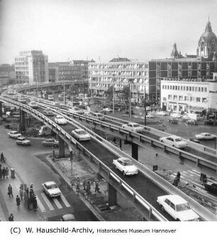 Stahlhochstraße über den Aegidientorplatz