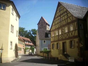 Stadtbefestigung - Stadttor (Jörgentor)-Ansicht von Stadtseite mit Stadtbild