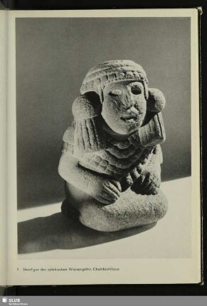 Steinfigur der aztekischen Wassergöttin Chalchiuhtlicue