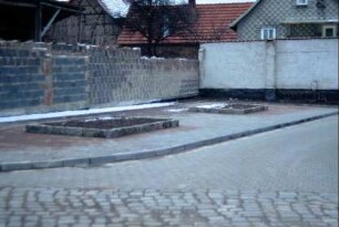 ehemaliger Standort des Backhauses, jetzt Beete