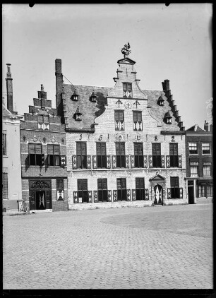 Niederlande, Middelburg. Sint-Jorisdoelen. Straßenansicht