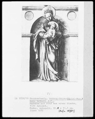 Maria mit dem Kinde vor einer Nische stehend