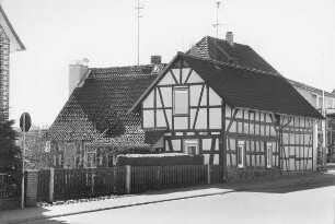 Wohnhaus, Fachwerk; Gründau, Hainstraße 64