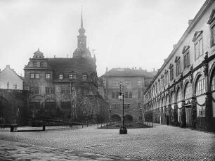 Kanzleihaus : Stallhof mit Kanzleihaus (1565-1567, H. Irmisch), Georgenbau und Langem Gang gegen Schlossturm