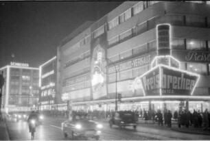 Frankfurt: Kaufhaus in der Zeil, Preisbrecher