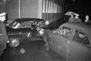 Verkehrsunfall am Neujahrstag auf der Kreuzung Zirkel/Karl-Friedrich-Straße.