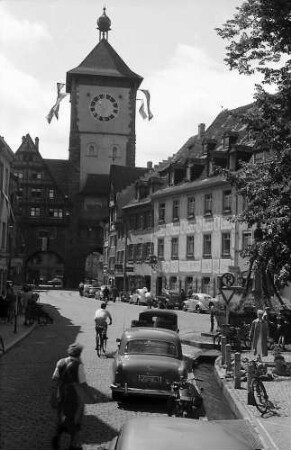 Freiburg i. Br.: Schwabentor und "Zum roten Bären" aus der Herrenstraße