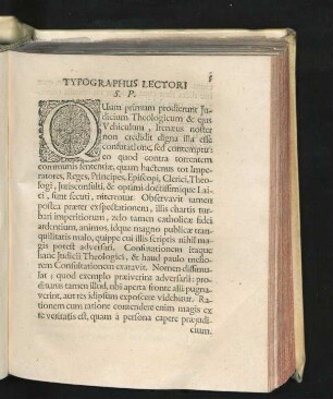 Typographus Lectori