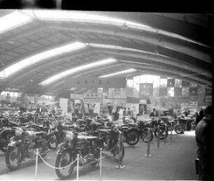 Straßburg: Foire-Européene; Halle mit Motorrädern