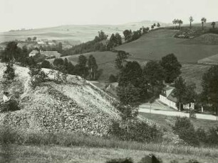 Mulda-Randeck, König Friedrich August Erbstolln, Halde von Südwesten und Huthaus