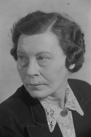 Porträt der Schauspielerin Gerda Müller : Porträt der Schauspielerin Gerda Müller