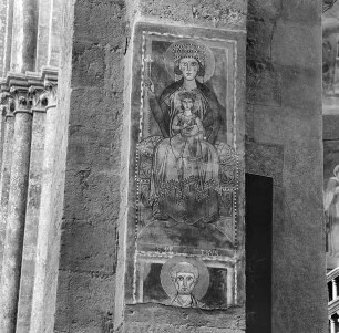 Fresko: Madonna mit Kind und heiliger Petrus