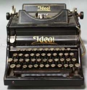 Schreibmaschine "Ideal" (Nr. 68847)
