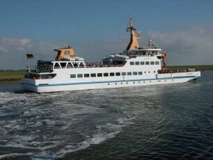 Fahrgastschiff zur Nordseeinsel Baltrum