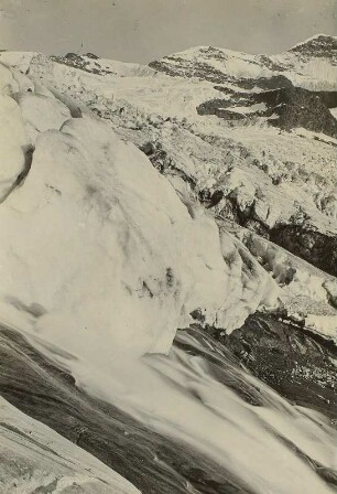 Österreich. Hohe Tauern. Gletscherabbruch am Krimmler Kees
