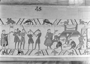 Der Teppich von Bayeux — 38. Szene: Wilhelm hält Kriegsrat und befiehlt den Bau einer Befestigung