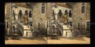 Denkmal Graf Adolf von Berg im Hof von Schloss Burg, Burg an der Wupper
