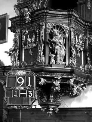 Kanzelkorb mit den vier Evangelisten