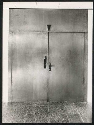 Schauspielhaus, Wuppertal: Eingangstür Garderobe
