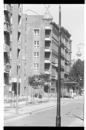 Kleinbildnegative: Fußgängerzone Steinmetzstraße, 1979