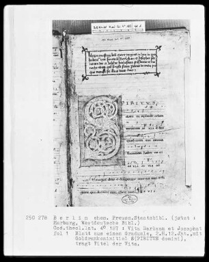 Vita Barlaam et Josaphat — Drei Blätter eines Graduales als Makulatur — Initiale S(PIRITUS domini), Folio 1recto