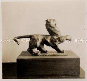 Berlin, Bildhauer Adolf Wamper, Figur "Löwe"