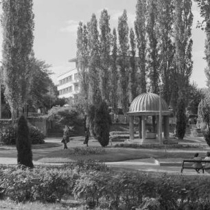 Blick auf die neue und alte Stadt Sofia. Architektur- und Landschaftsbilder