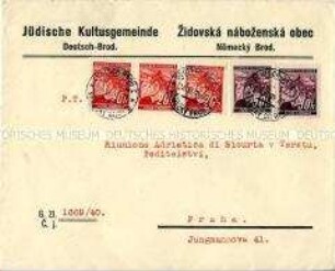 Briefumschlag der Jüdischen Kultusgemeinde Deutsch-Brod, adressiert an eine Institution in Prag