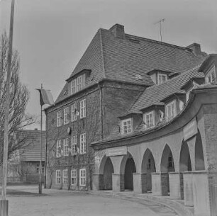 Wittichenau, Schule : Wittichenau. Krabat Grundschule, Neudorfer Weg 1. Außenansicht
