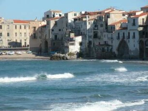 Altstadt am Meer, Cefalu