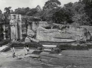 Gal Vihara, Felsentempel mit vier gigantischen Buddahfiguren