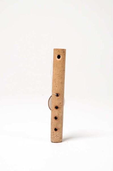 Semi-dovetailed inner flute with finger holes