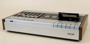 Philips "Cassetten Recorder N 2407/00"
