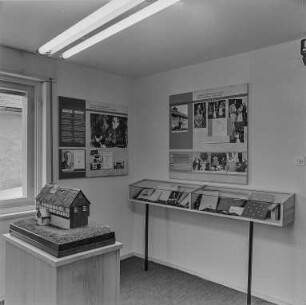 Literatur Museum in Panschwitz-Kuckau : Panschwitz-Kuckau. Cisinski-Gedenkstätte. Ausstellungsraum