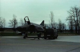 Bremgarten: Fliegerhorst; RF-4E "Phantom" am Start, Vorbereitung und Start