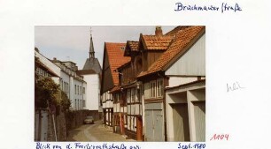 Bruchmauerstraße. Blick von der Freiligrathstraße aus