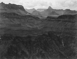 Grand Canyon : Blick über die Felsformationen des Grand Canyon