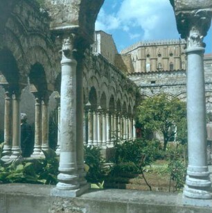 Sizilien. Palermo. Kirche San Giovanni degli Eremiti (1130/1134). Kreuzgang