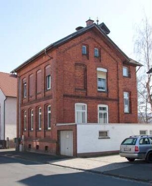 Ehemalige Schule; Buseck, Kurt-Schumacher-Straße 6