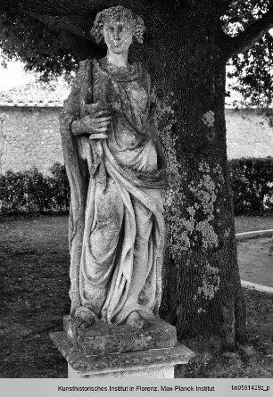 Bacchus im Gewand