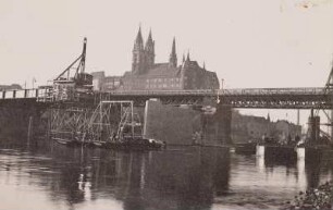 Meißen, Bau der neuen Straßenbrücke über die Elbe mit Blick zum Burgberg