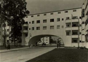 Berlin-Charlottenburg. Großsiedlung Siemensstadt. Wohnhaus in der Goebelstraße, errichtet im Stil des Neuen Bauens